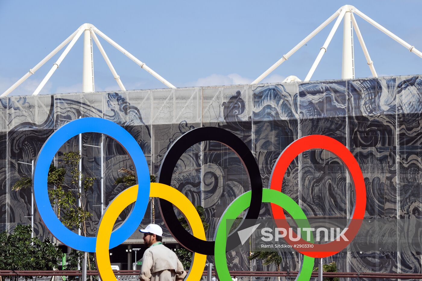 Rio de Janeiro prepares for the Olympic Games
