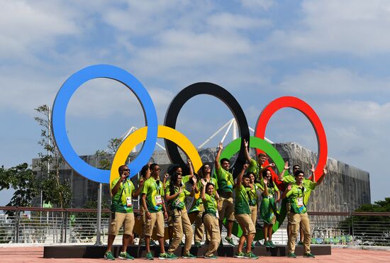 Rio de Janeiro prepares for the Olympic Games