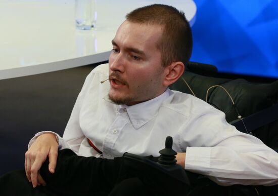 News conference by head transplantation candidate Valery Spiridonov