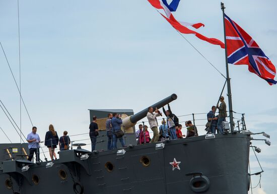 Cruiser Aurora Museum reopens for visitors in St. Petersburg