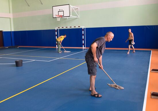 Russian schools get ready for new school year