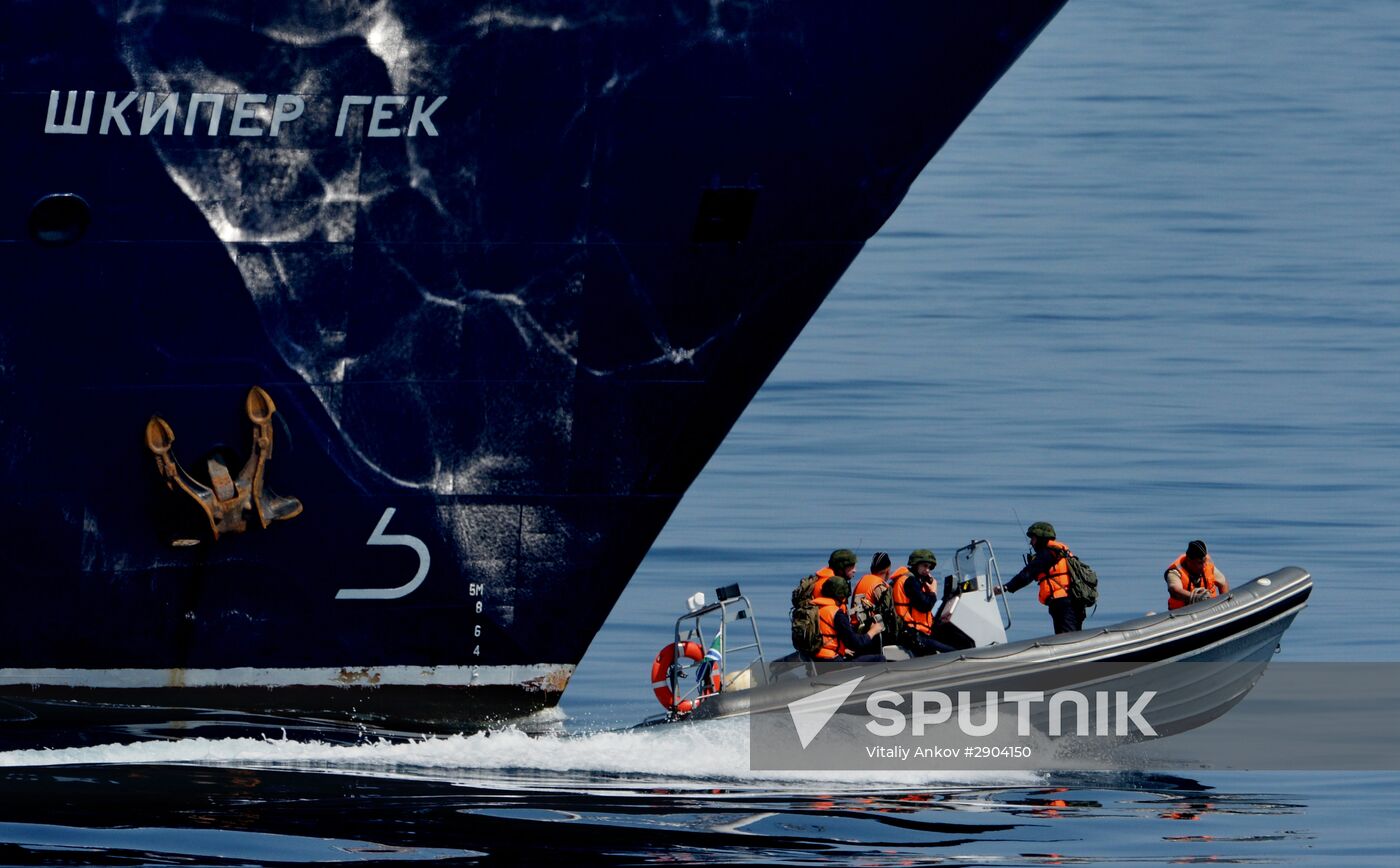 Coast guards hold Joint Strike international drill in Primorsky Territory