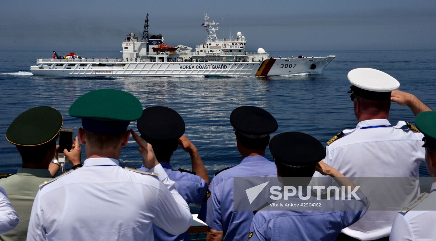 Coast guards hold Joint Strike international drill in Primorsky Territory