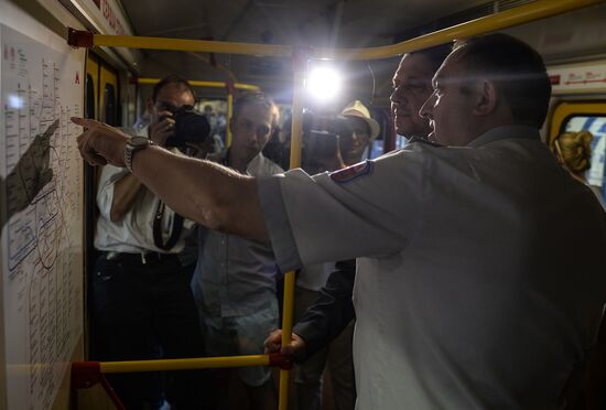 Upgraded Krasnaya Strela branded train hits Moscow metro