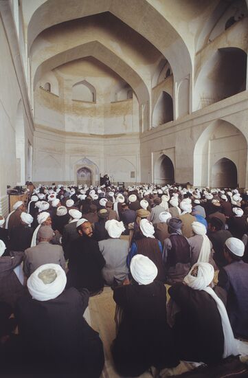 Afternoon salah in the Mosque of Herat