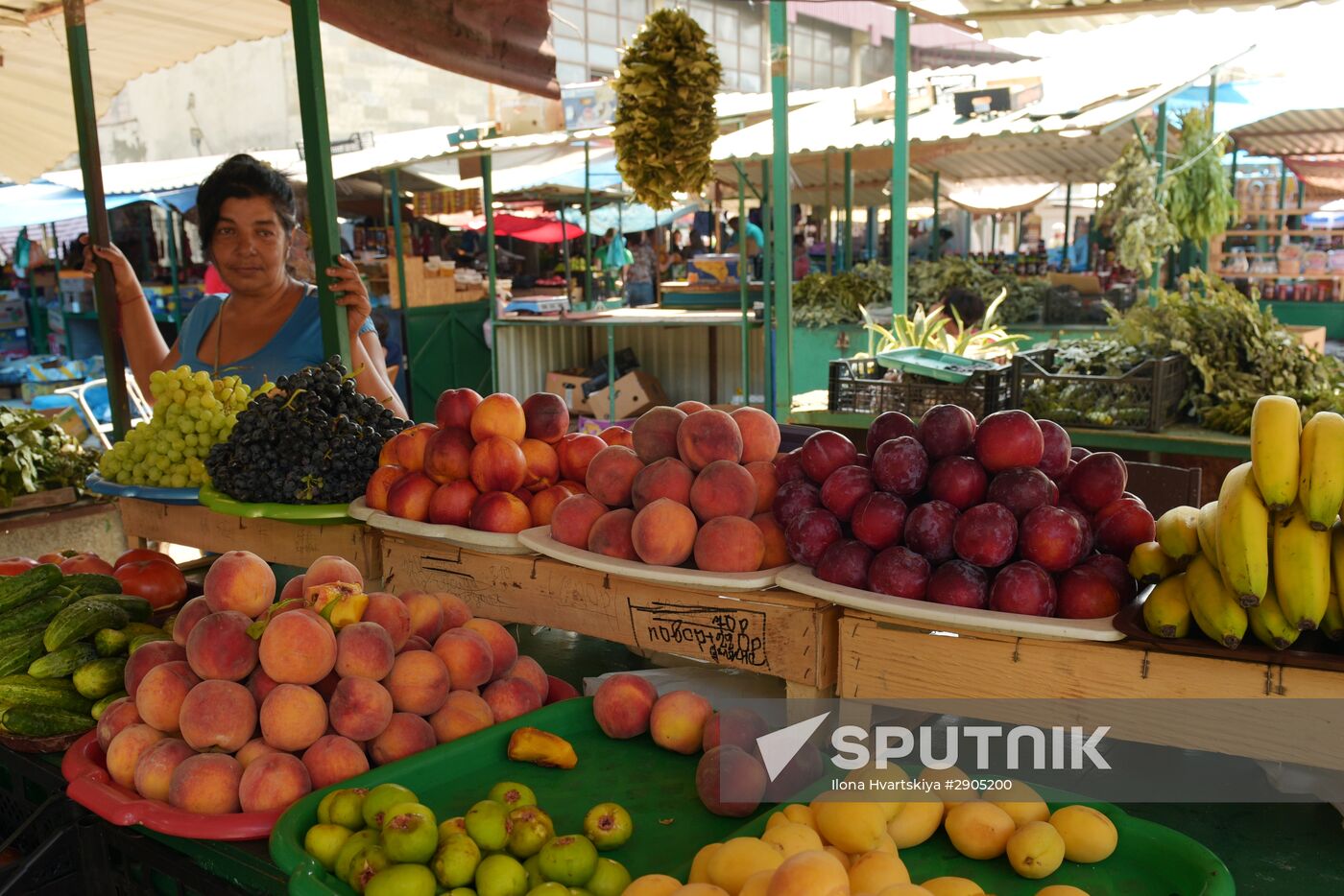 Market trade in Gagra