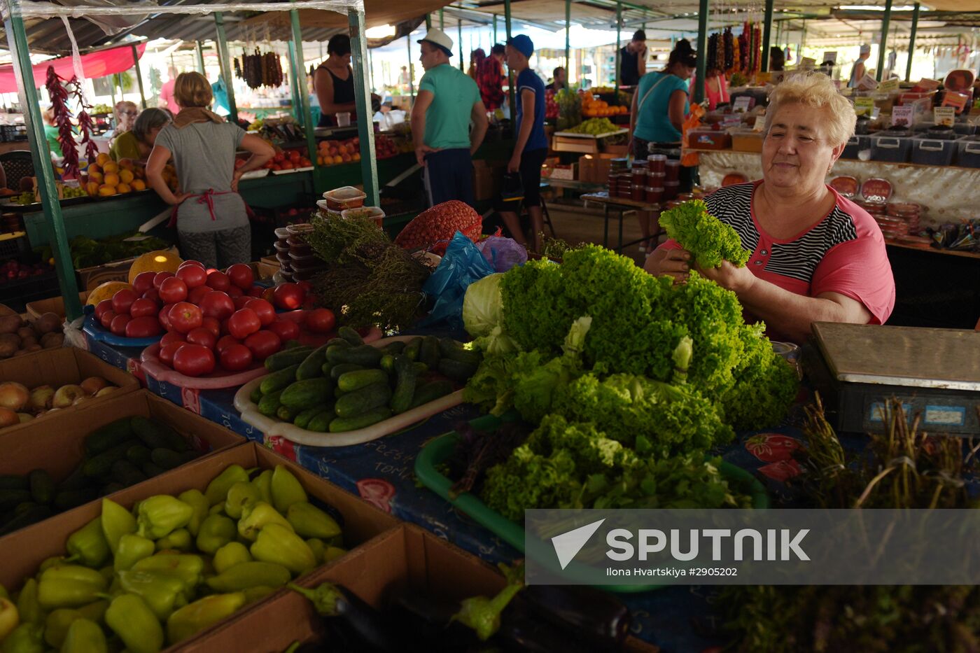 Market trade in Gagra