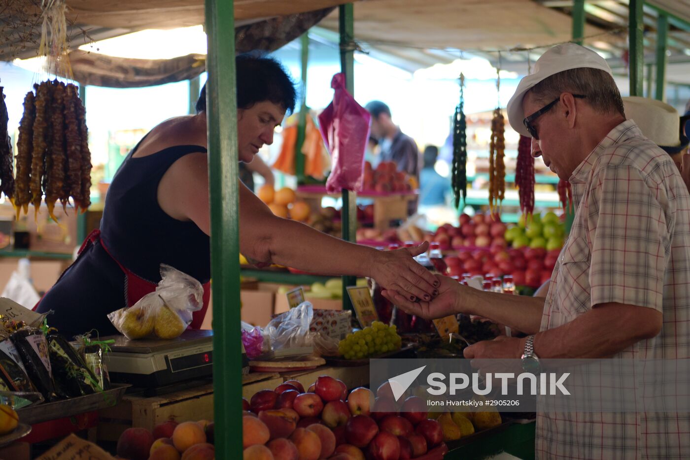 Market trade in Gagra