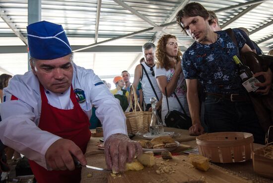 Cheese festival in the Moscow region