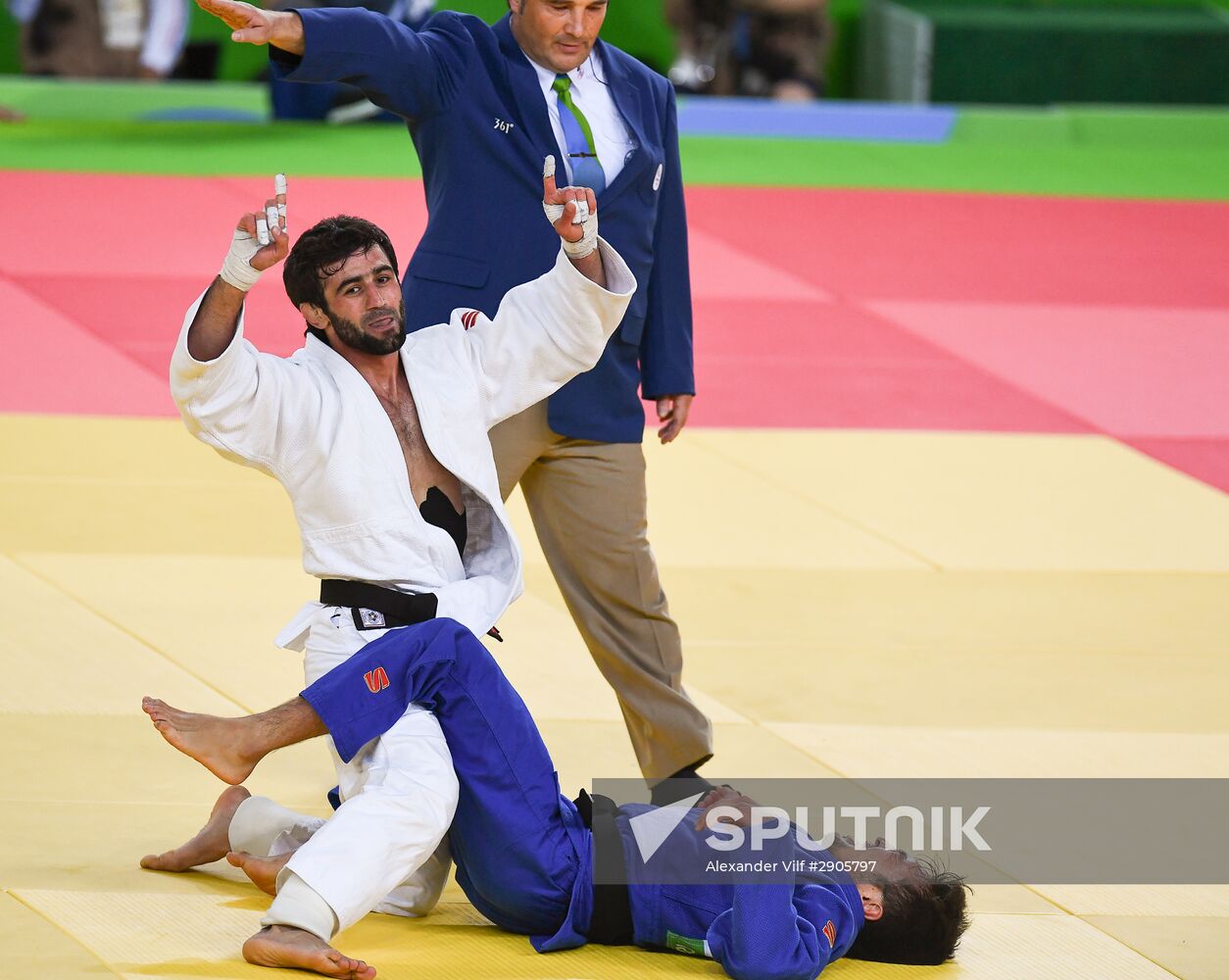 2016 Summer Olympics. Judo. Day One