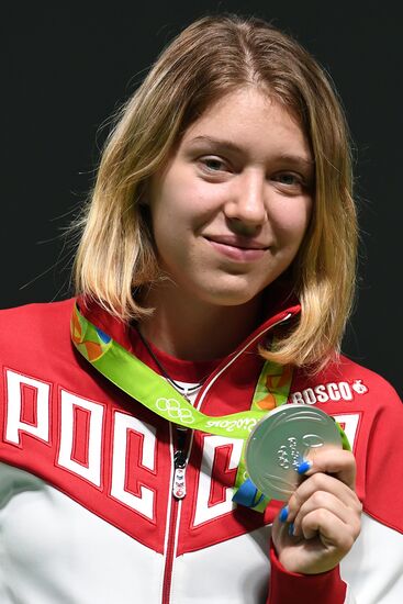 2016 Summer Olympics. Shooting sport. Women's trap and air pistol