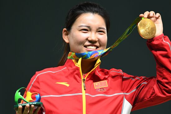 2016 Summer Olympics. Shooting sport. Women's trap and air pistol