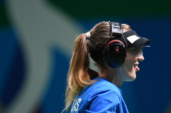 2016 Summer Olympics. Shooting sport. Women's trap and air pistol