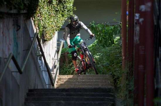 Urban downhill competition in Sochi