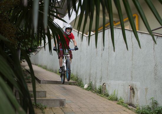 Urban downhill competition in Sochi