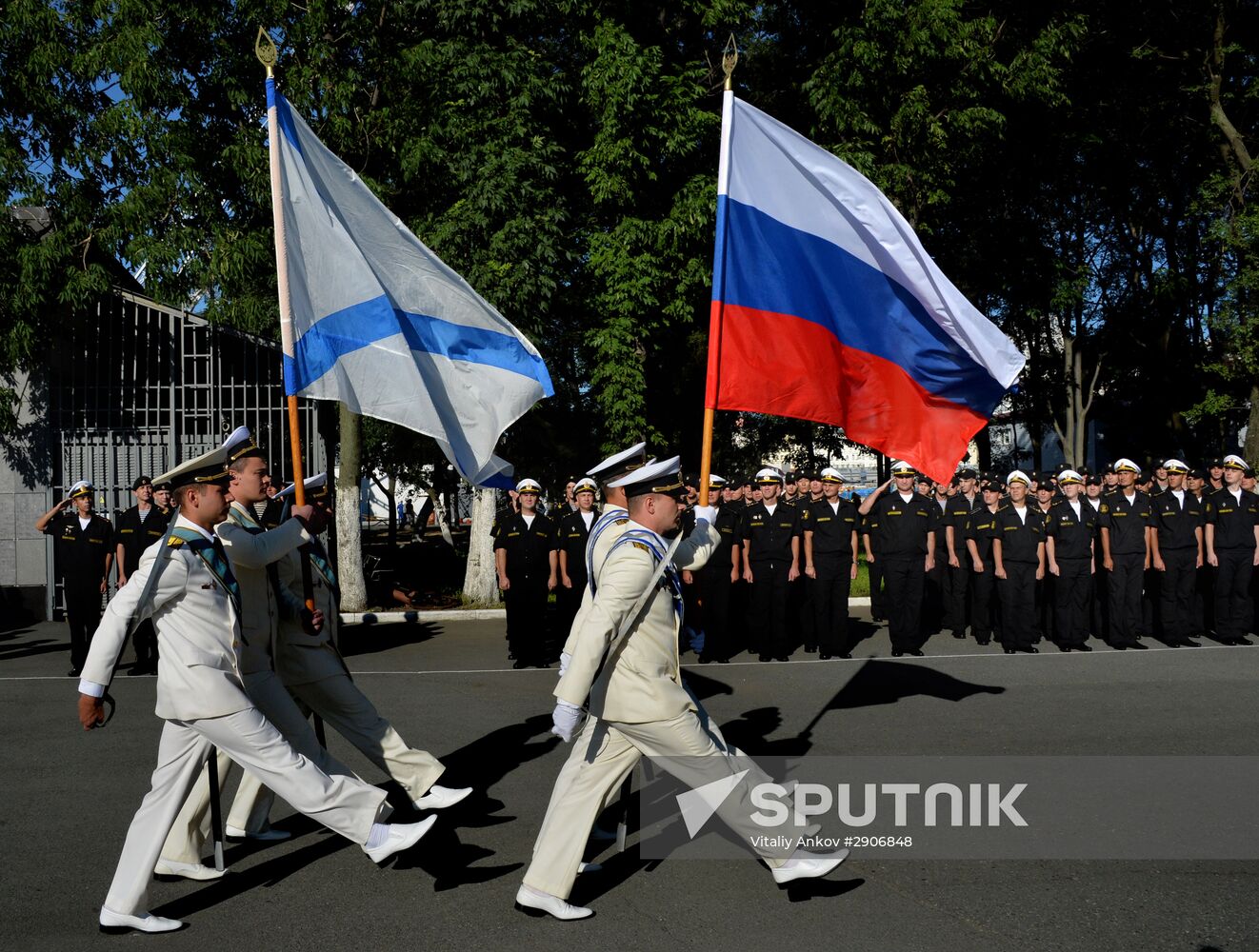 Pacific Fleet ships arrive in Vladivostok