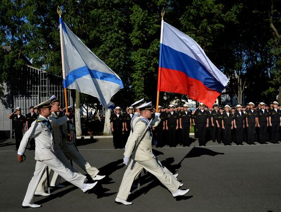 Pacific Fleet ships arrive in Vladivostok