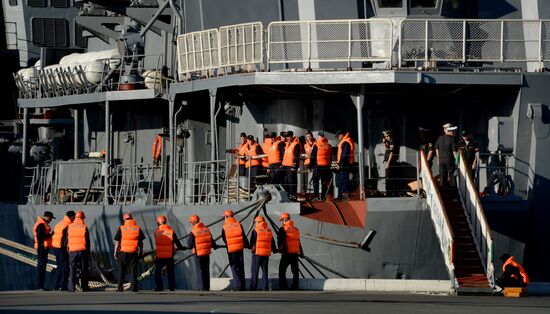 Pacific Fleet ships arrive in Vladivostok