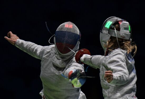 2016 Summer Olympics. Fencing. Women's saber