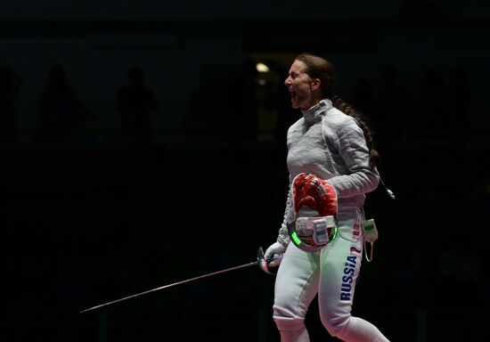 2016 Summer Olympics. Fencing. Women's saber
