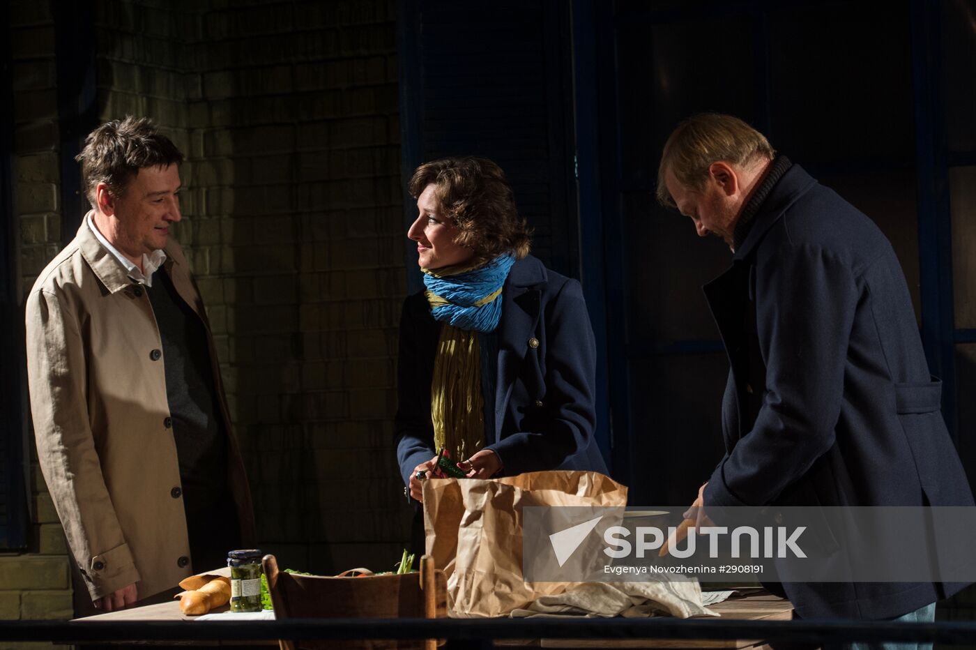 Dress rehearsal of Conversations after a Burial