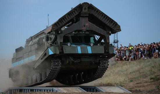 Closing "Engineering Formula" competitions