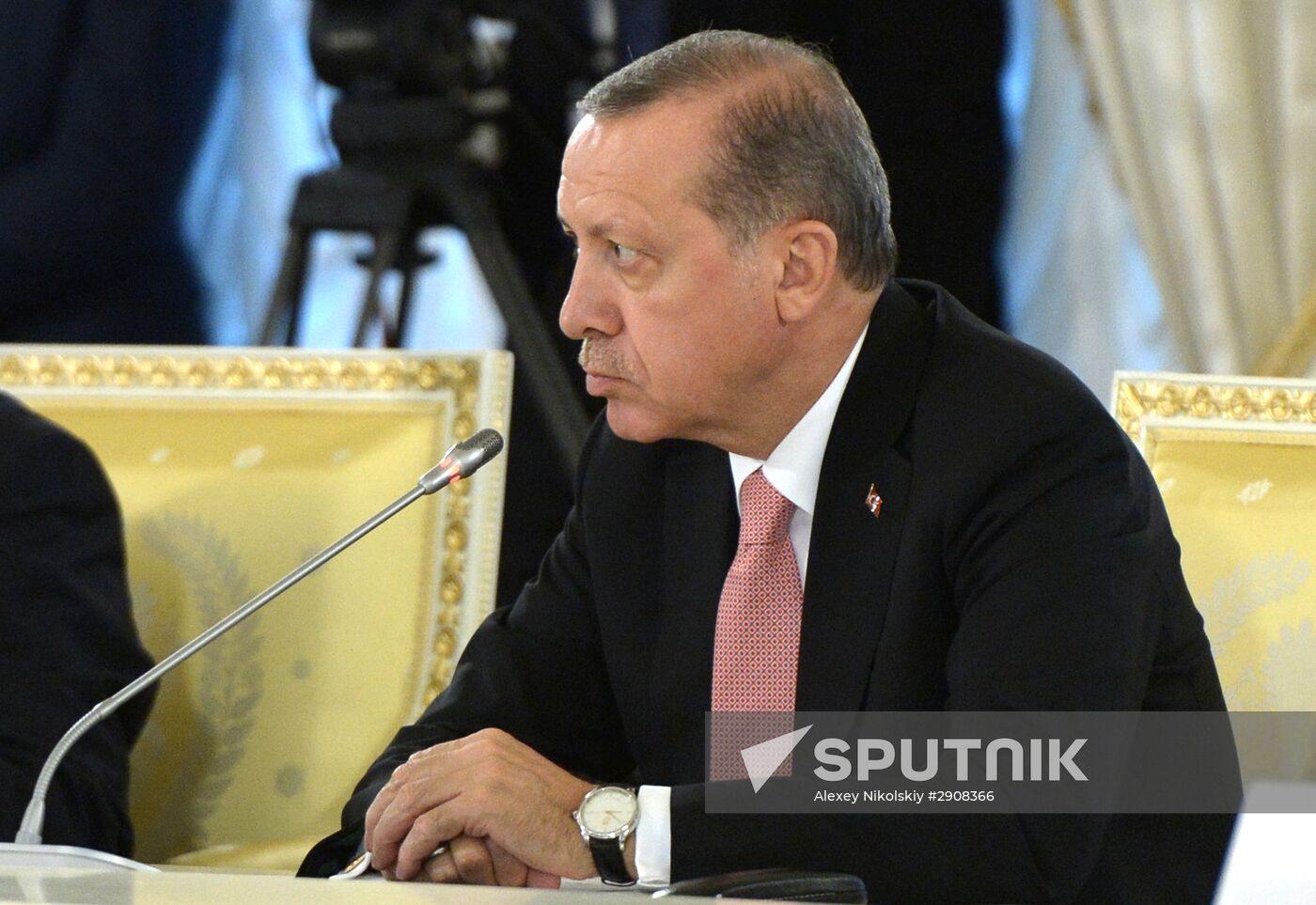 Russian President Vladimir Putin meets with Turkish President Recep Tayyip Erdogan in St. Petersburg