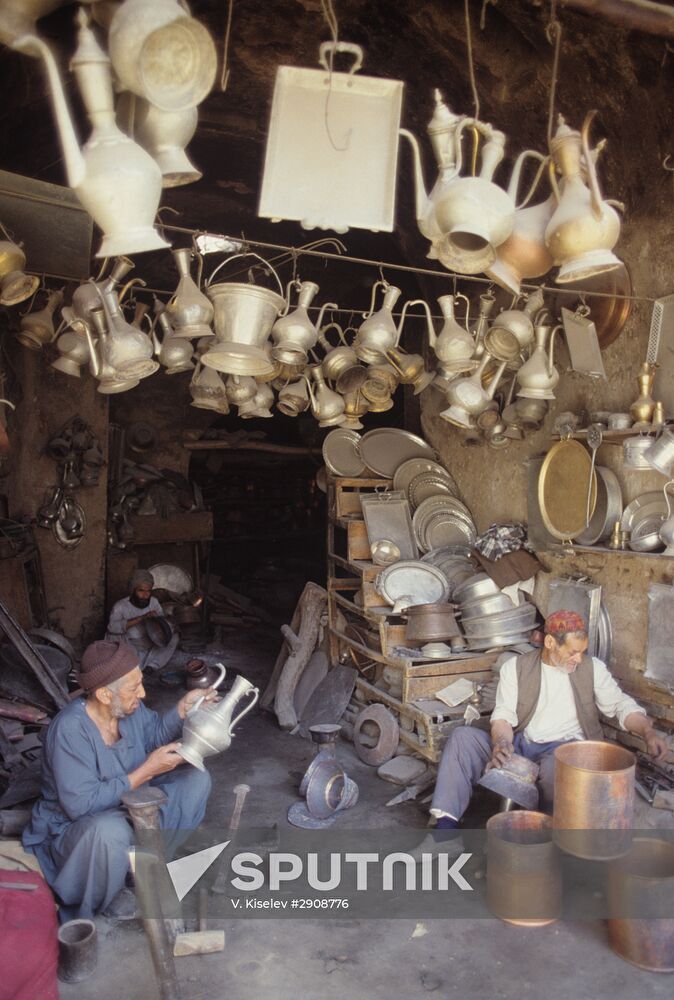 Tin shop in Kabul