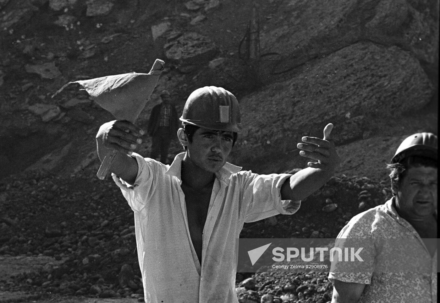 Construction of Nurek Hydropower Plant