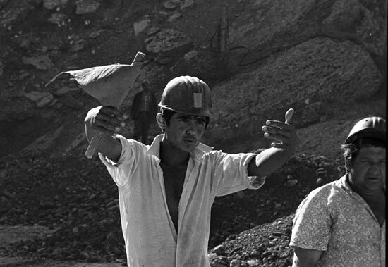 Construction of Nurek Hydropower Plant