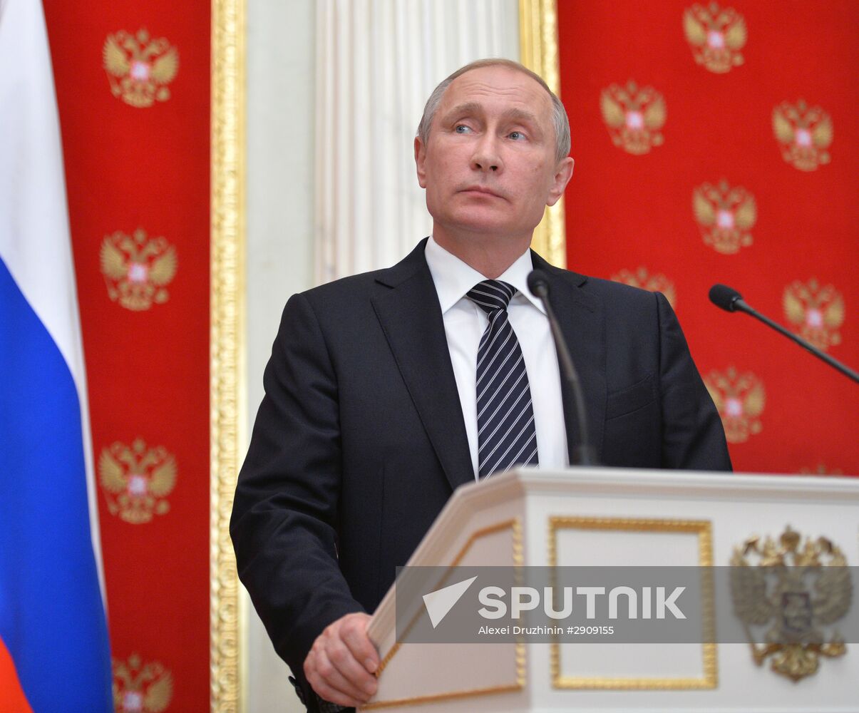 President Putin meets with Armenian President Sargsyan
