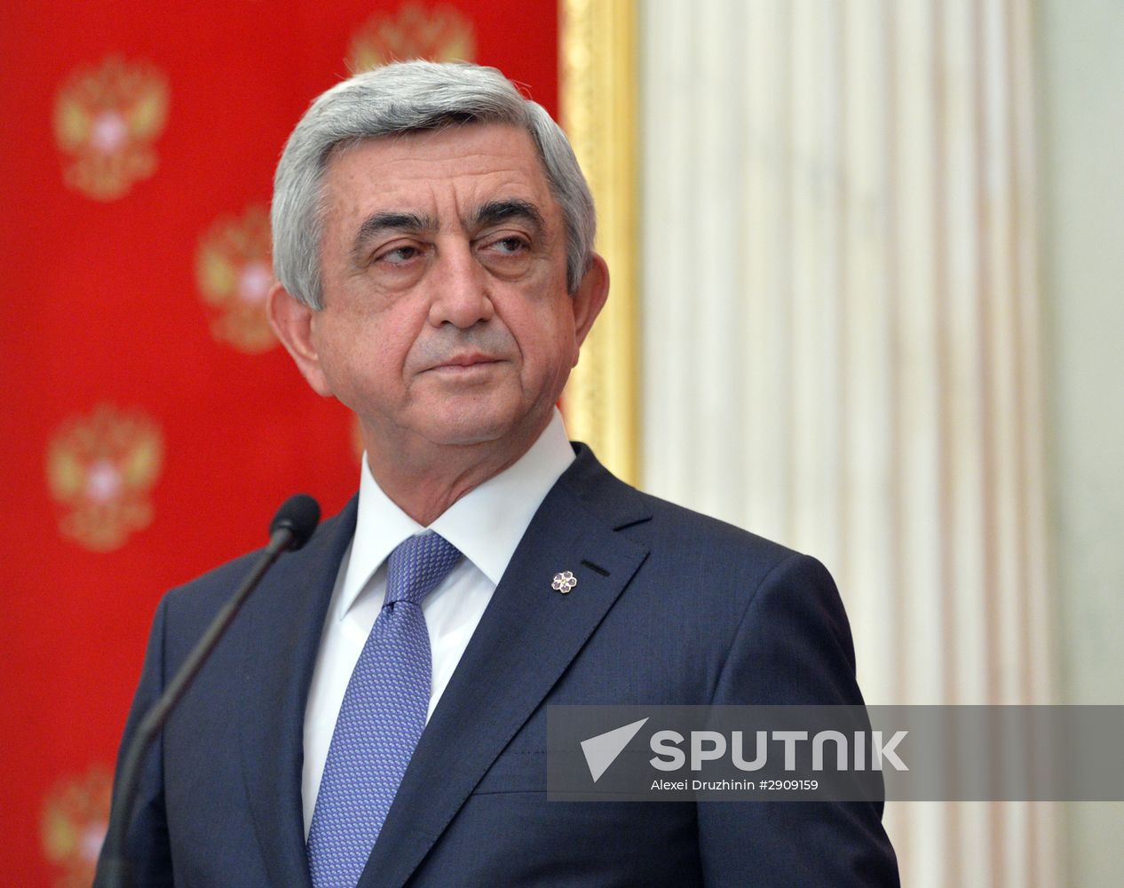 President Putin meets with Armenian President Sargsyan