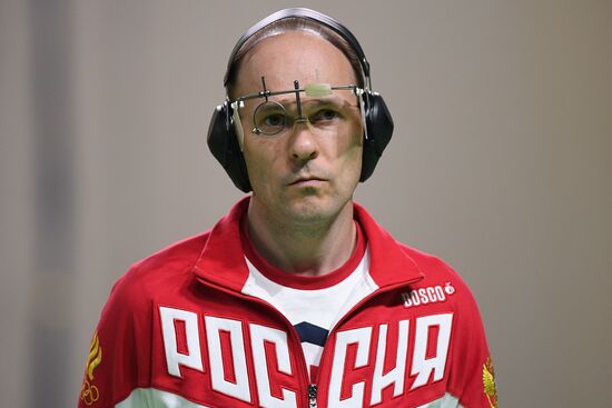 2016 Summer Olympics. Shooting sport. Men. Pistol
