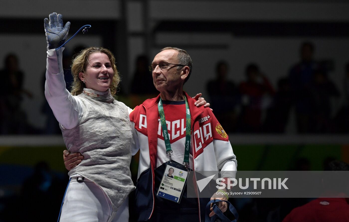 2016 Summer Olympics. Fencing. Women. Individual foil