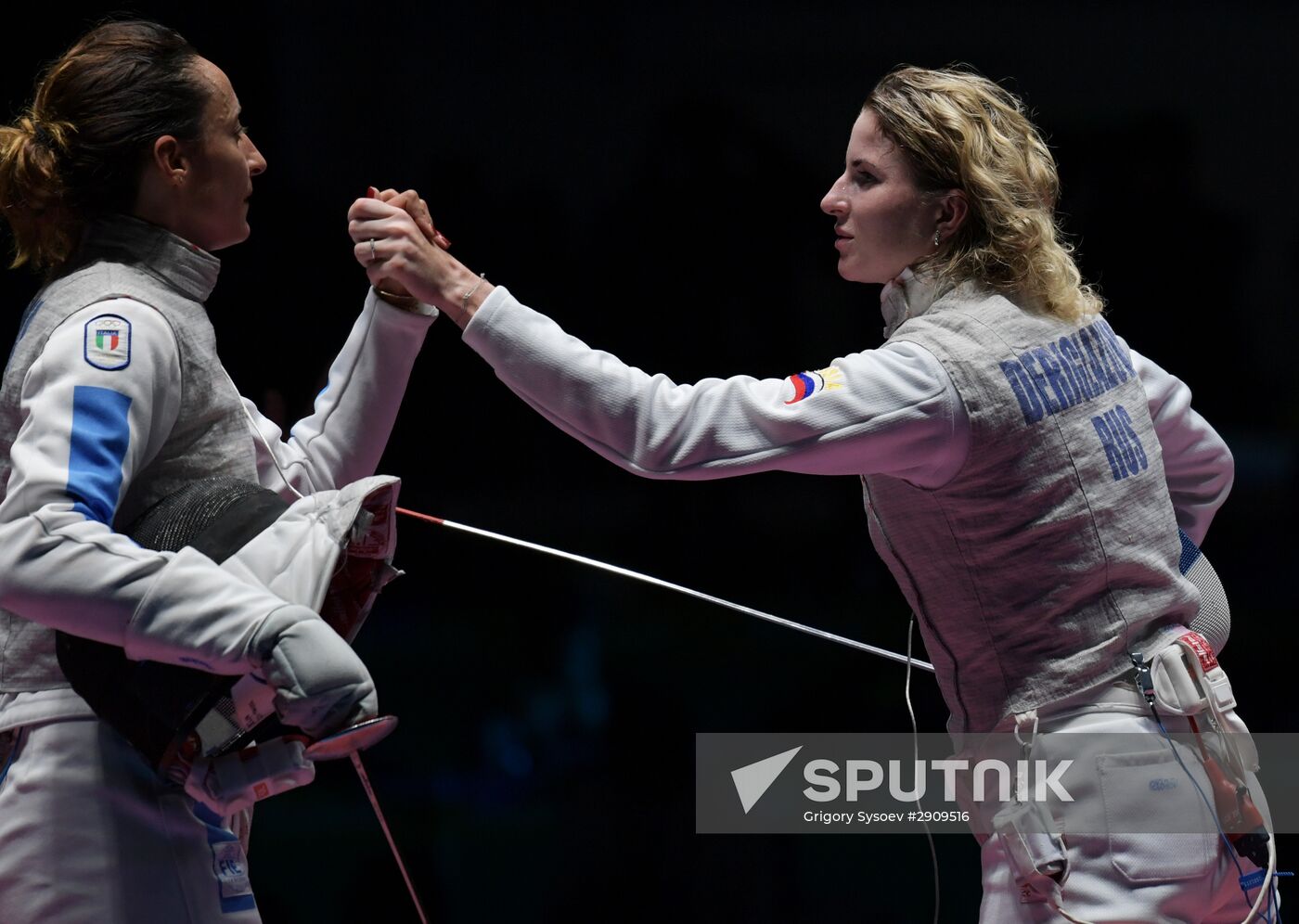 2016 Summer Olympics. Fencing. Women. Individual foil