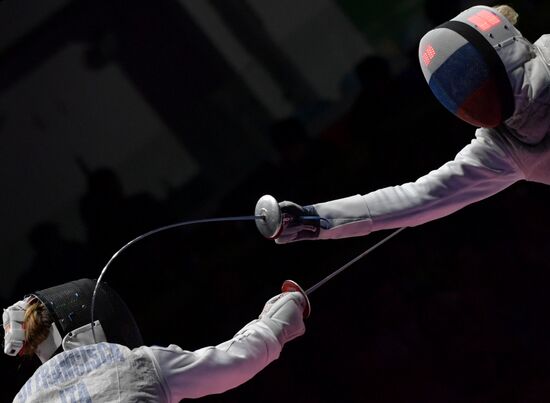 2016 Summer Olympics. Fencing. Women. Individual foil