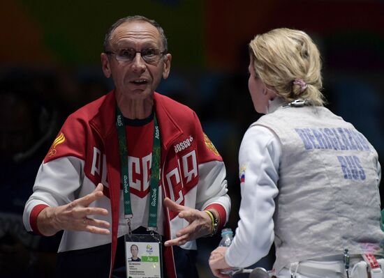 2016 Summer Olympics. Fencing. Women. Individual foil