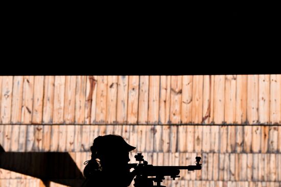 2016 Summer Olympics. Shooting sport. Women. Three-position air rifle