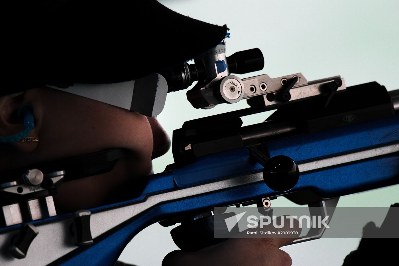 2016 Summer Olympics. Shooting sport. Women. Three-position air rifle