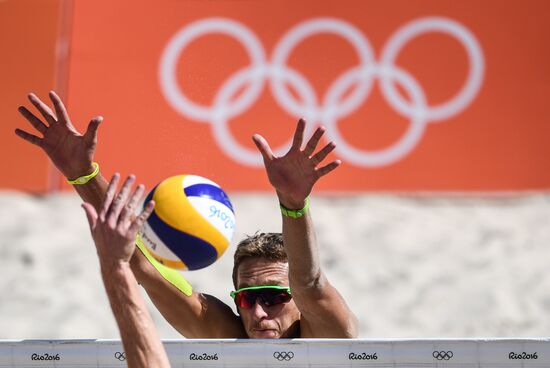 2016 Summer Olympics. Beach volleyball. Men. Day Six