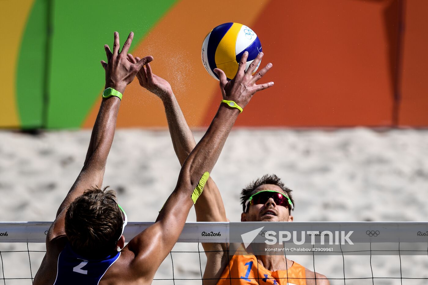 2016 Summer Olympics. Beach volleyball. Men. Day Six