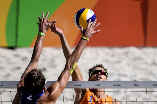 2016 Summer Olympics. Beach volleyball. Men. Day Six