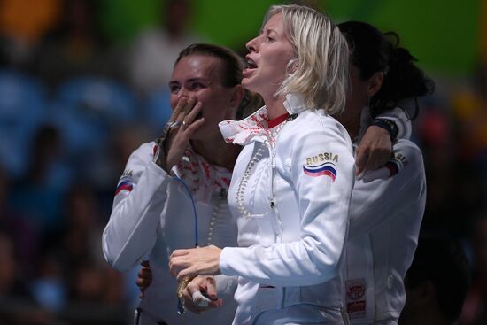 2016 Summer Olympics. Fencing. Women. Épée. Team competition