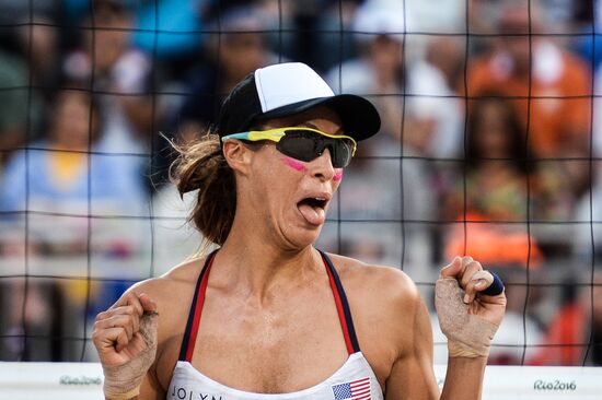 2016 Summer Olympics. Beach volleyball. Women. Day Six