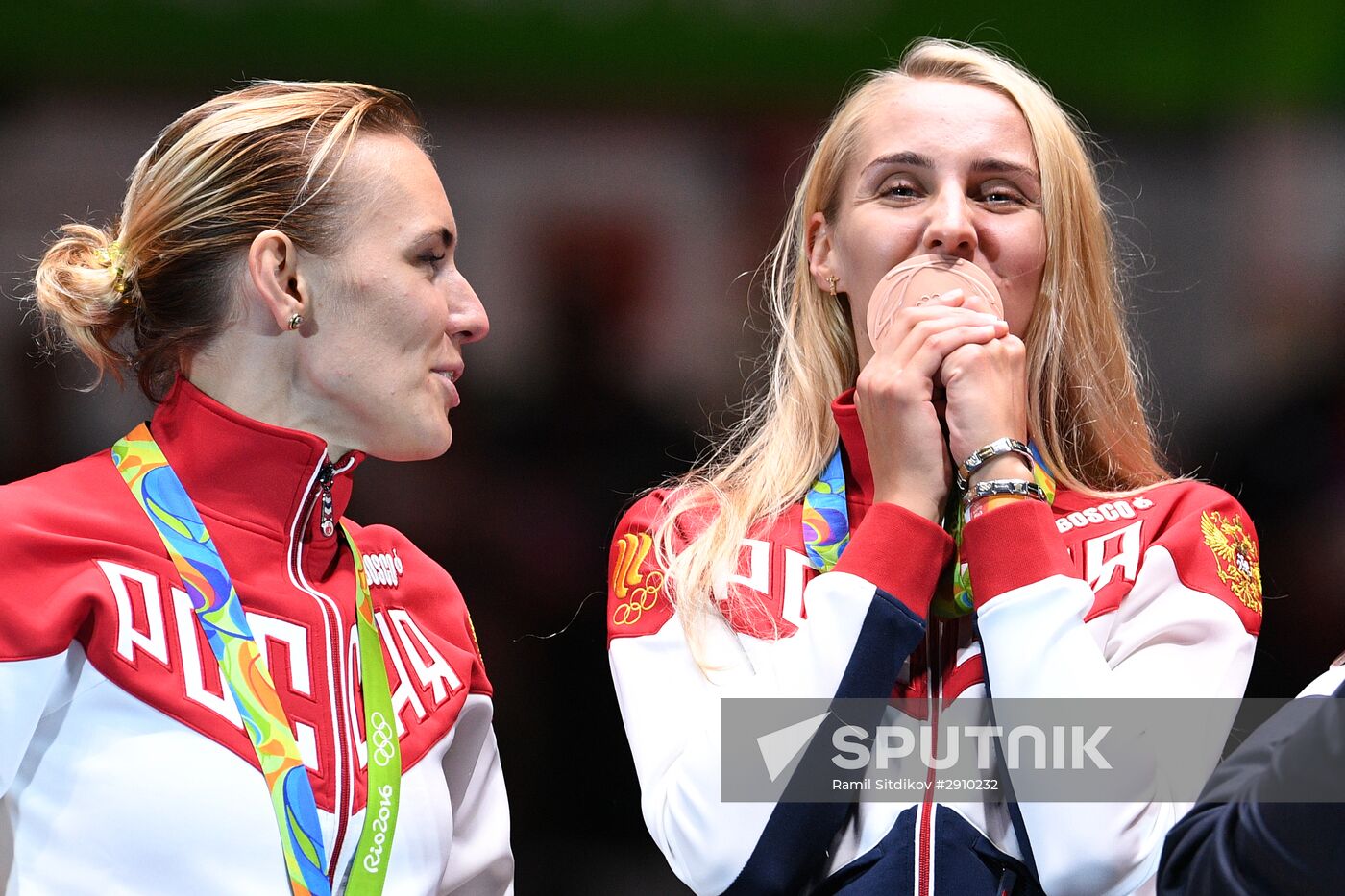 2016 Summer Olympics. Fencing. Women. Épée. Team competition