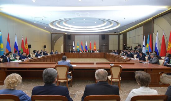 Dmitry Medvedev visits Southern Federal District