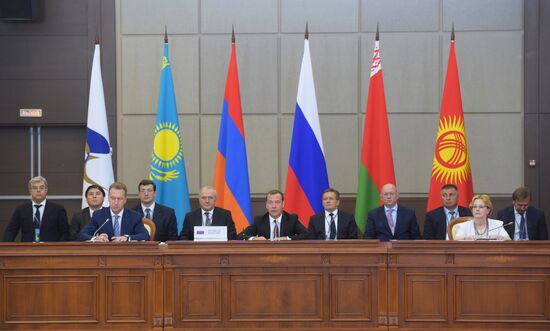 Dmitry Medvedev visits Southern Federal District