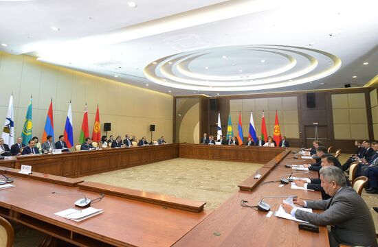 Dmitry Medvedev visits Southern Federal District