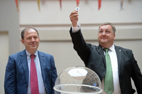 Ballot order of political parties determined by drawing