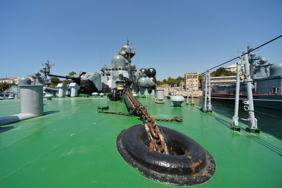 Samum missile hovercraft